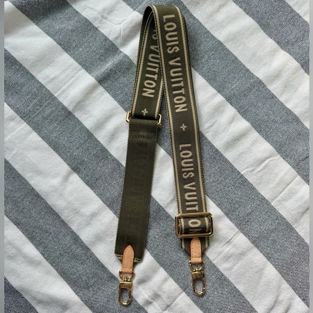 Louis Vuitton Monogram Multi Pochette Accessories Shoulder Strap Green & Khaki